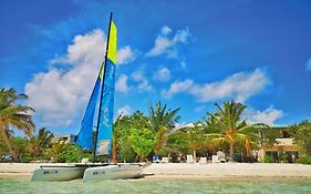 Crown Beach Hotel-Private Bikini Beach